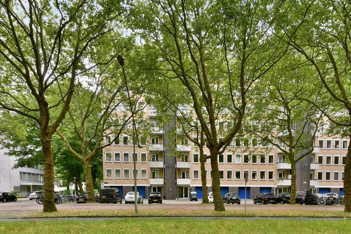Studio te koop: Van Nijenrodeweg 677, Amsterdam