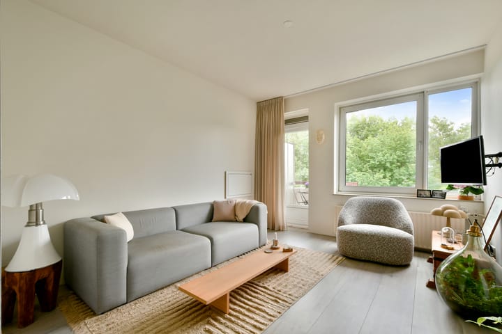 Studio te koop: Van Nijenrodeweg 677, Amsterdam