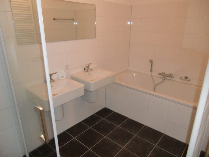 Appartement te huur: Siciliëboulevard 676, Rotterdam