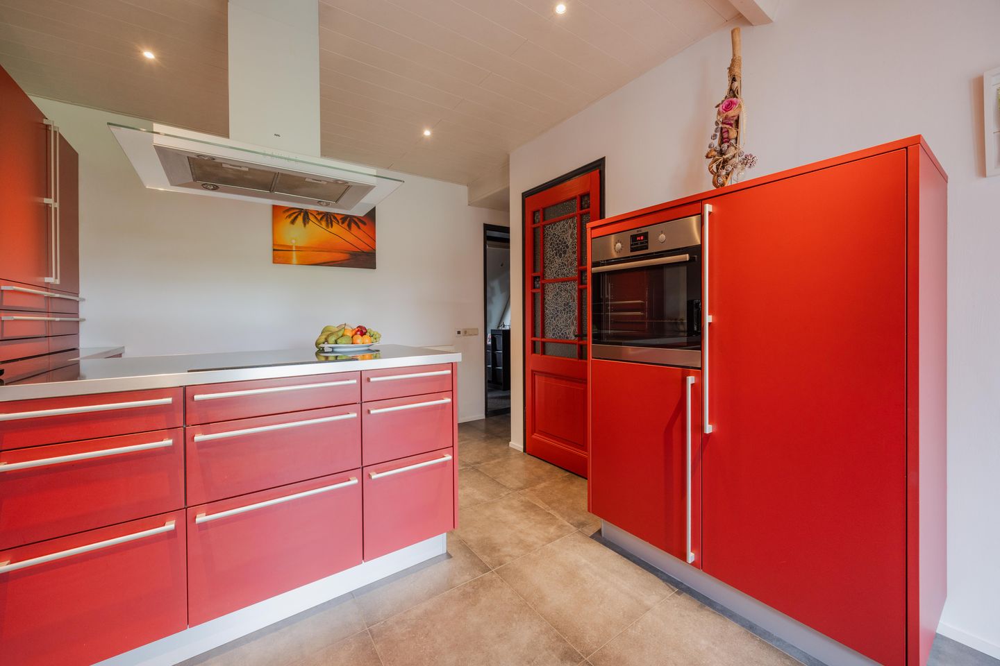 Photo 14 of Spoorstraat 57