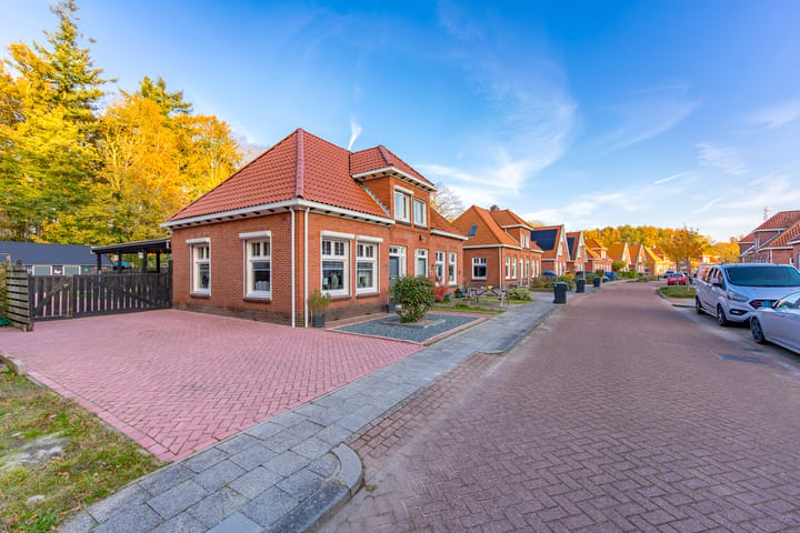 Twee-onder-één-kap te koop: Agostraat 68, Ter Apel