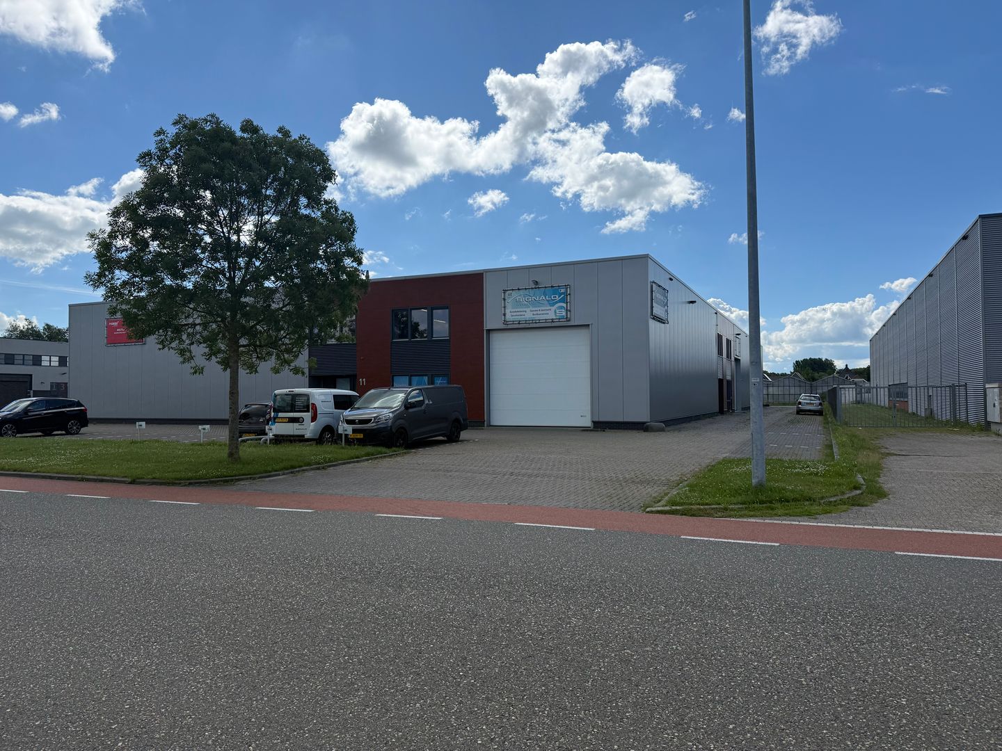 View photo 5 of De Marowijne 11
