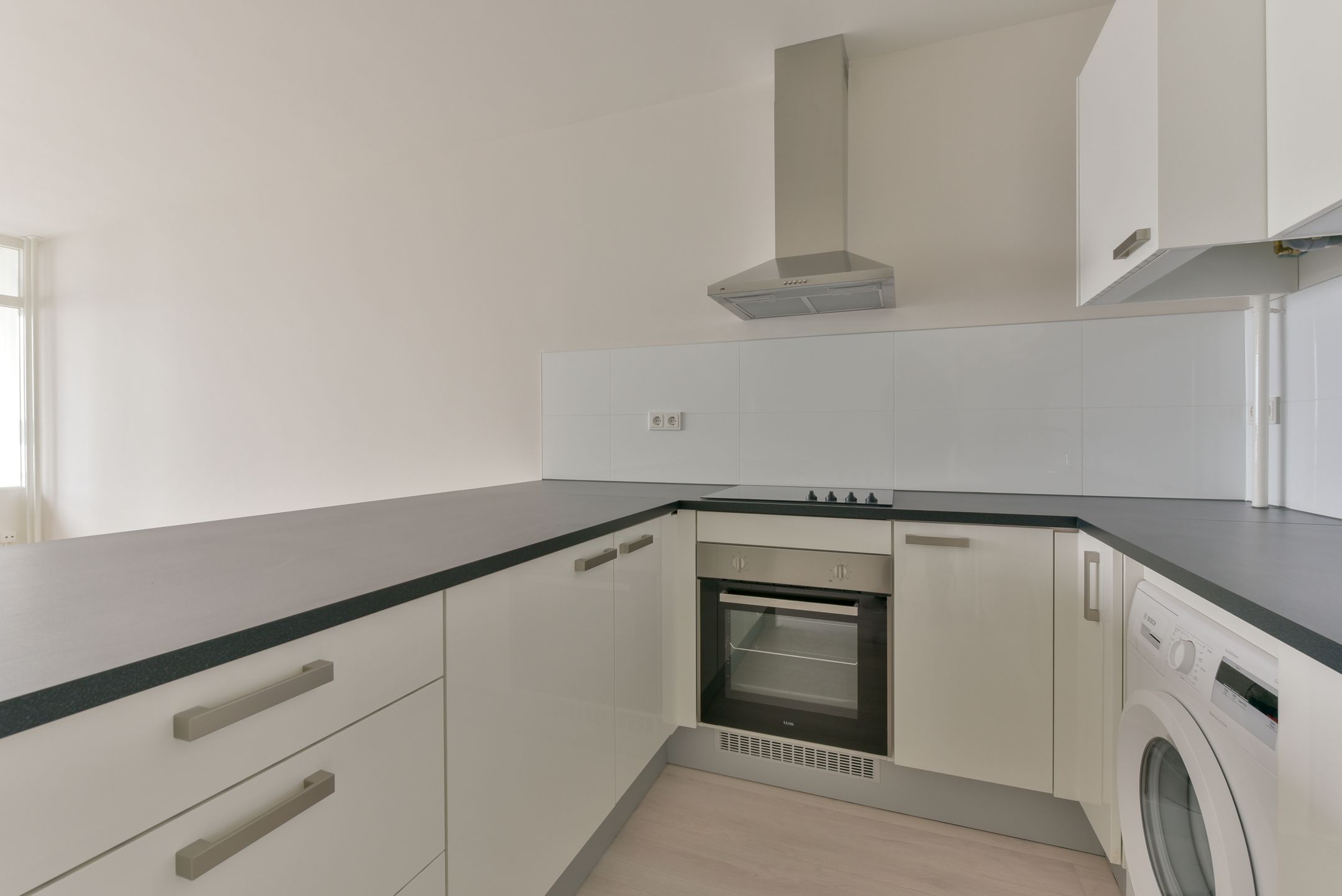 Photo 9 of Laan van Vollenhove 358
