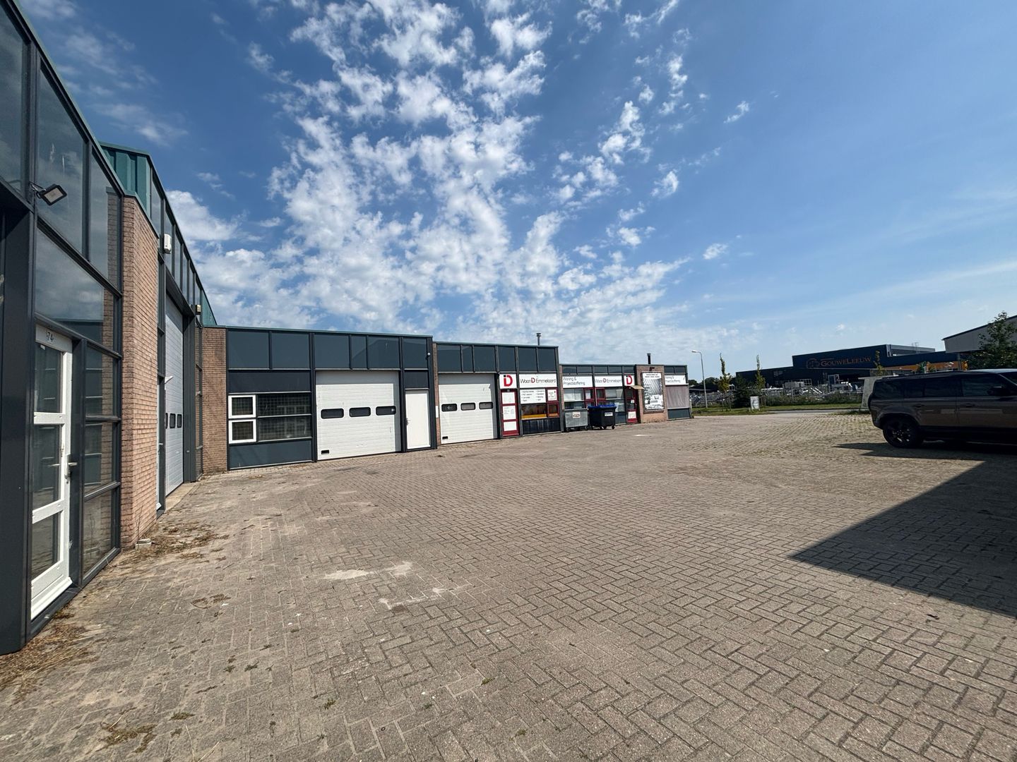 Bekijk foto 3 van Bedrijfsweg 76