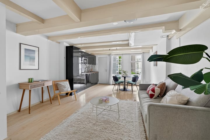 Studio te koop: Groenburgwal 38B, Amsterdam
