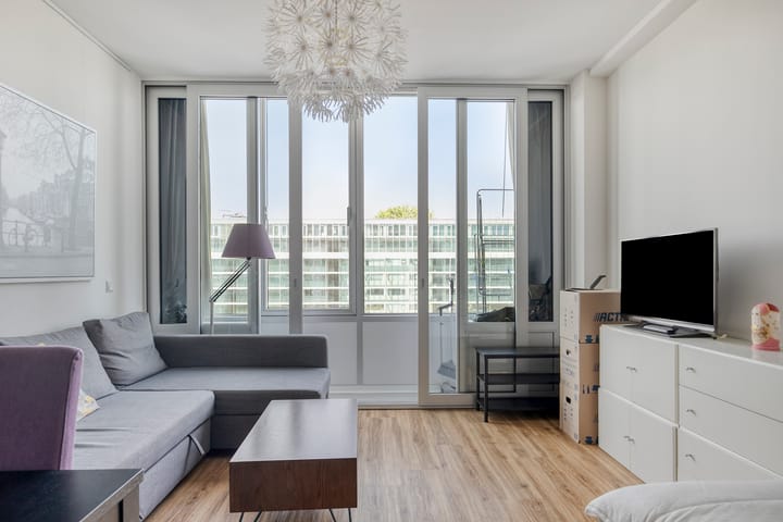 Studio te koop: Bos en Lommerplantsoen 13C, Amsterdam
