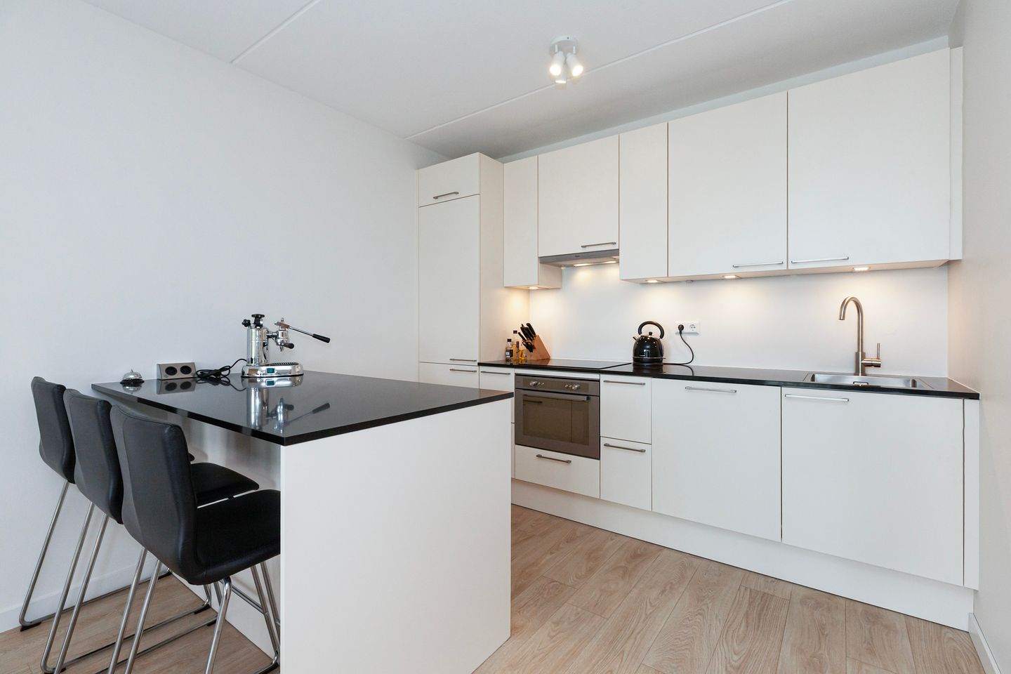 Foto 20 van Esther Vergeerstraat 89
