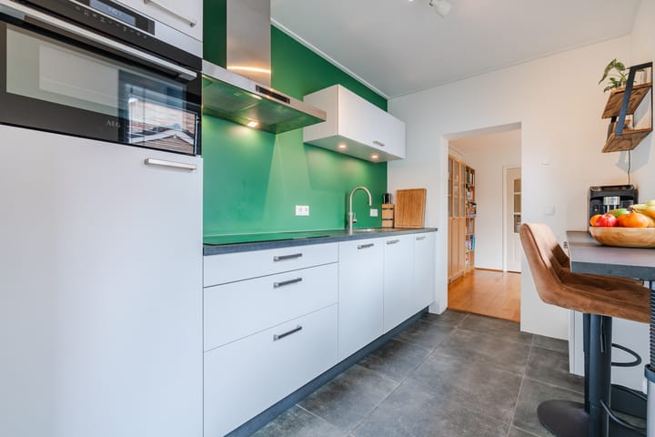 Hoekwoning te koop: Dr. Schaepmanlaan 30, Zwolle