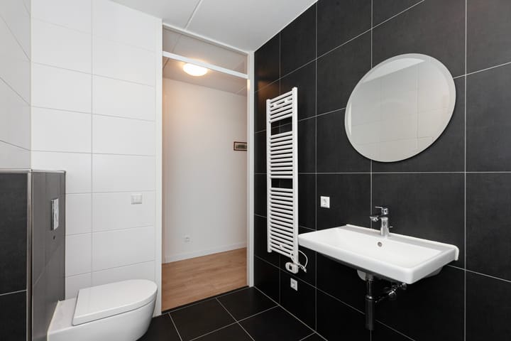 Foto 4 van Esther Vergeerstraat 89