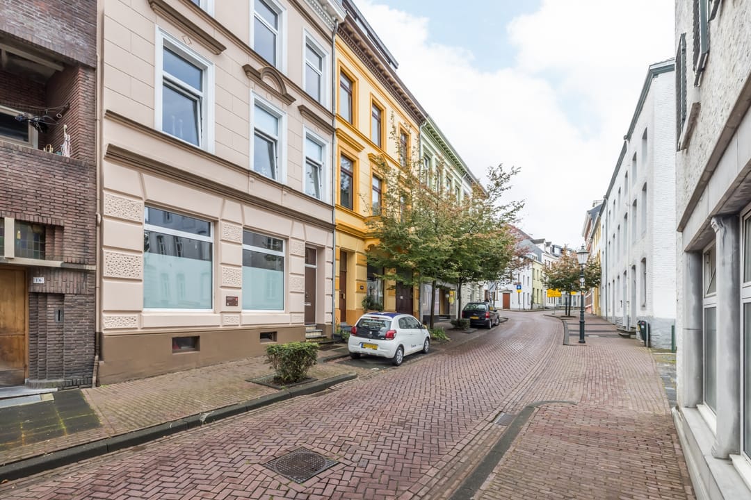 Photo 23 of Tentstraat 18-B