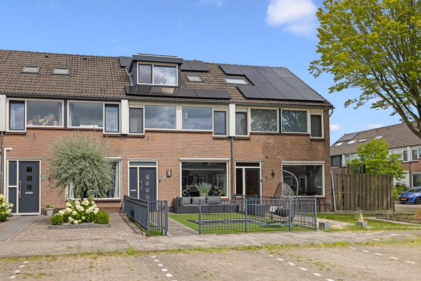 Foto 1 van Emmalaan 11