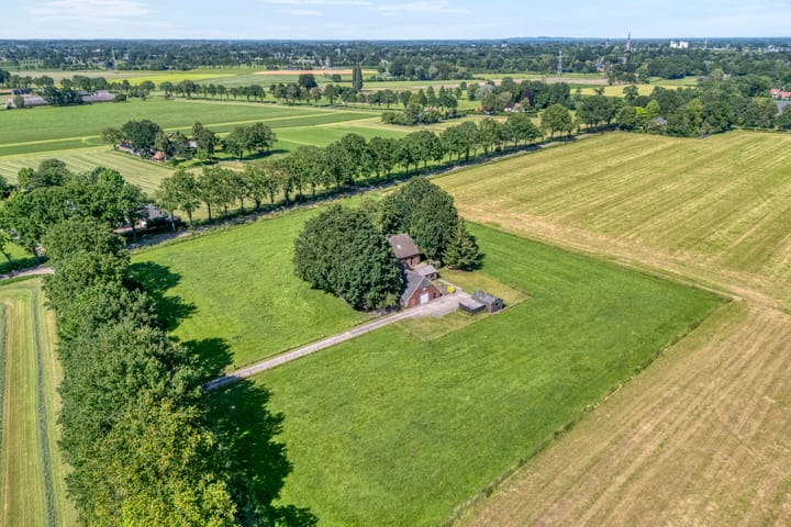 Vrijstaande woning te koop: Haansweg 1, Raalte