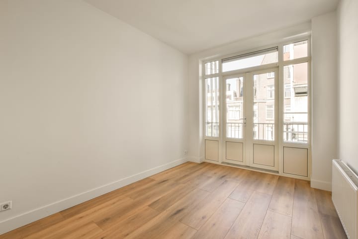 Appartement te huur: Kromme Leimuidenstraat 4-2, Amsterdam