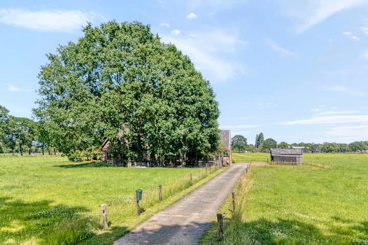 Vrijstaande woning te koop: Haansweg 1, Raalte