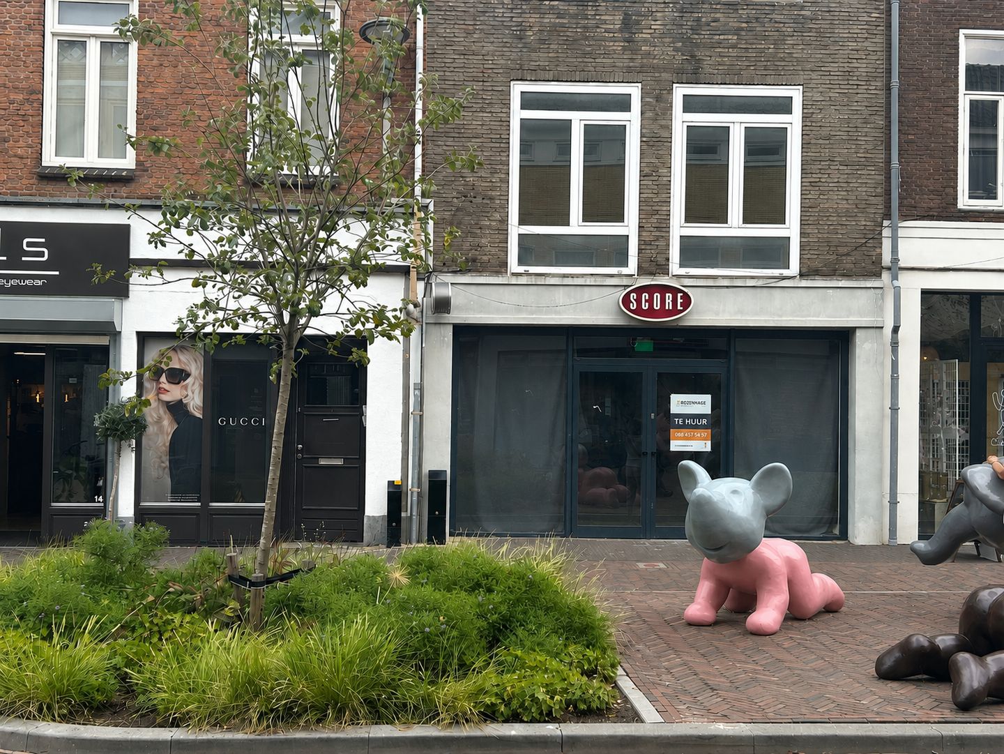 View photo 2 of Waterstraat 10
