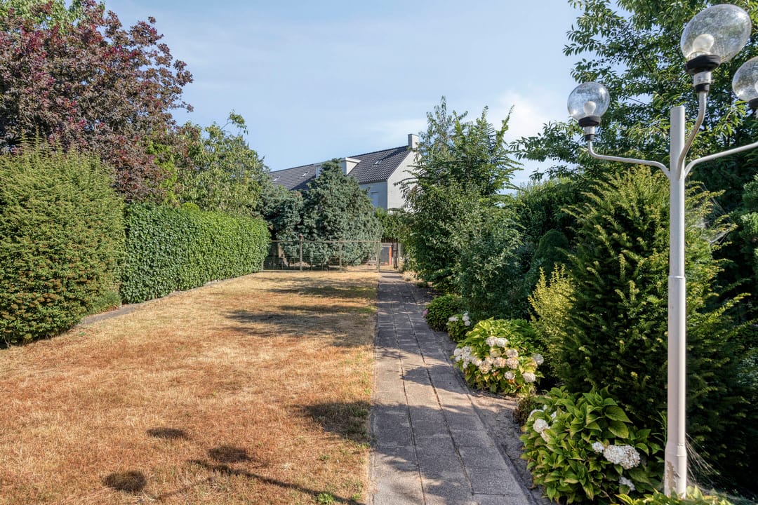 Photo 32 of Burgemeester van Campenhoutstraat 16