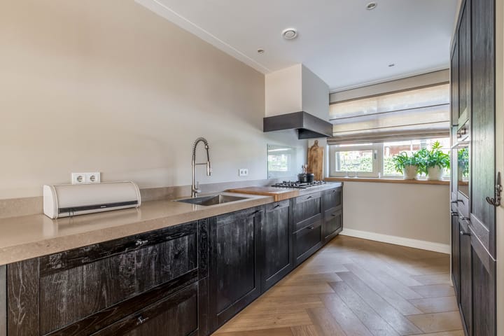 Tussenwoning te koop: Bloembinderspark 39, Lisse
