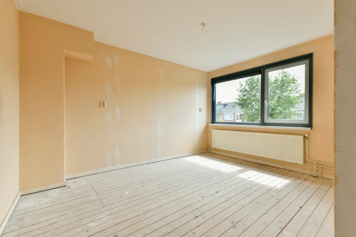 Tussenwoning te koop: Niftarlakestraat 25, Breukelen