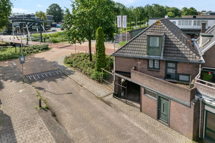 Hoekwoning te koop: Brugstraat 55, Raalte