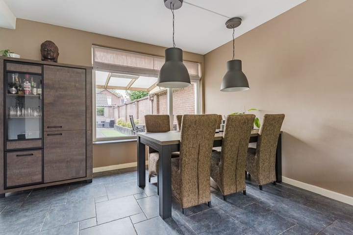 Tussenwoning te koop: Abtshof 68, Bergeijk