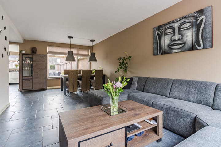 Tussenwoning te koop: Abtshof 68, Bergeijk
