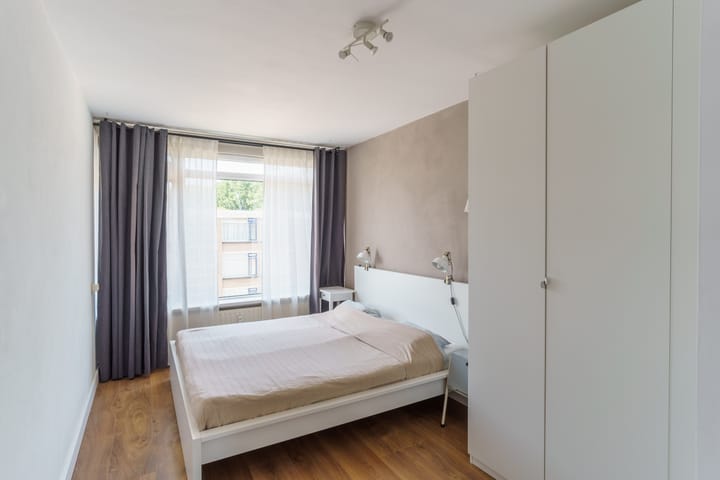 Appartement te koop: Van der Haertstraat 22, Delft