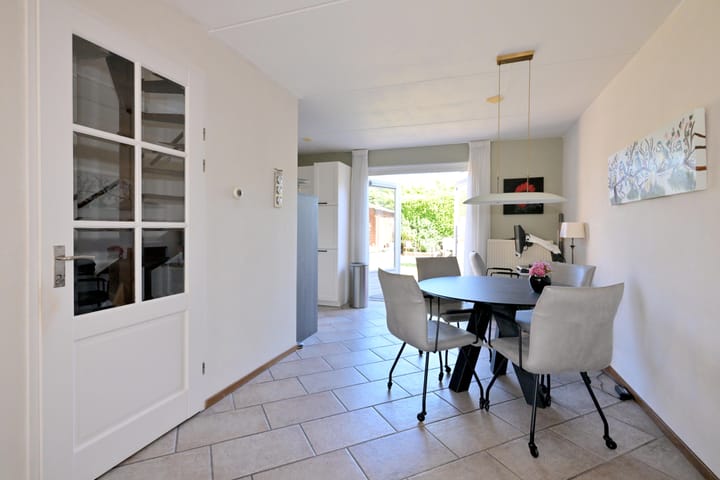 Tussenwoning te koop: Baron van Sytzamastraat 76, Brummen