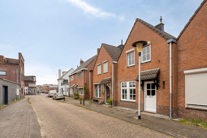 Foto 3 van Wolfstraat 11