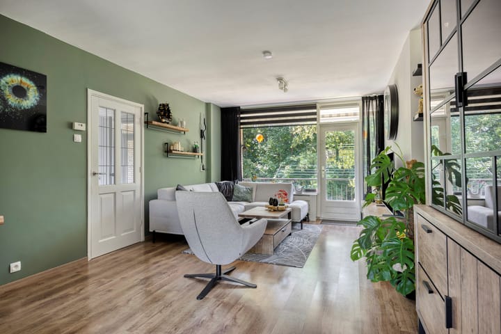 Photo 3 of Weverstraat 761