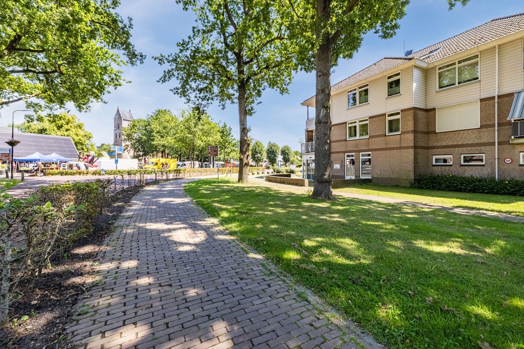 Foto 41 van Lesturgeonplein 14