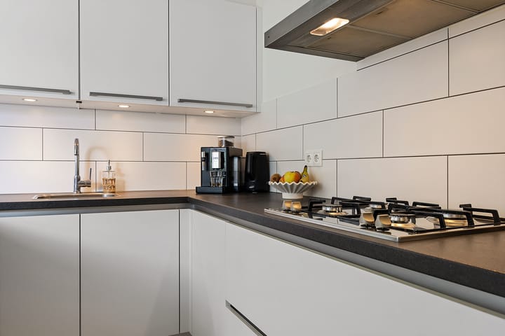 Tussenwoning te koop: Luchtenstein 36A, De Wijk