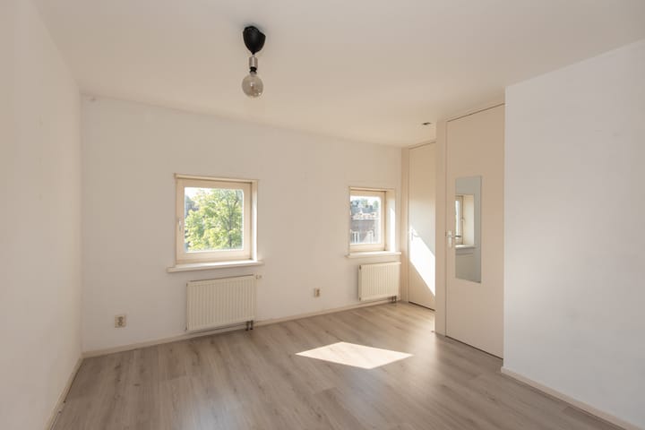 Appartement te huur: Karel Doormanstraat 144-4, Amsterdam