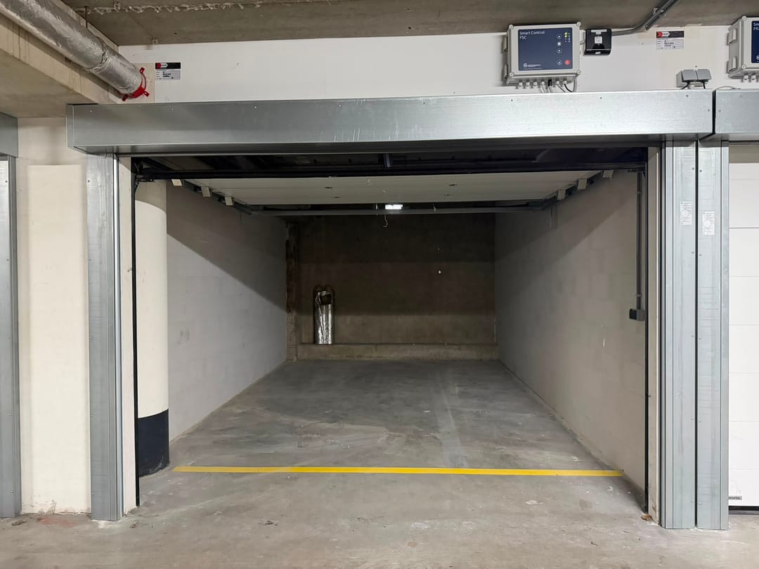 Photo 8 of Garagebox Kwakelkade 14 - A387/388