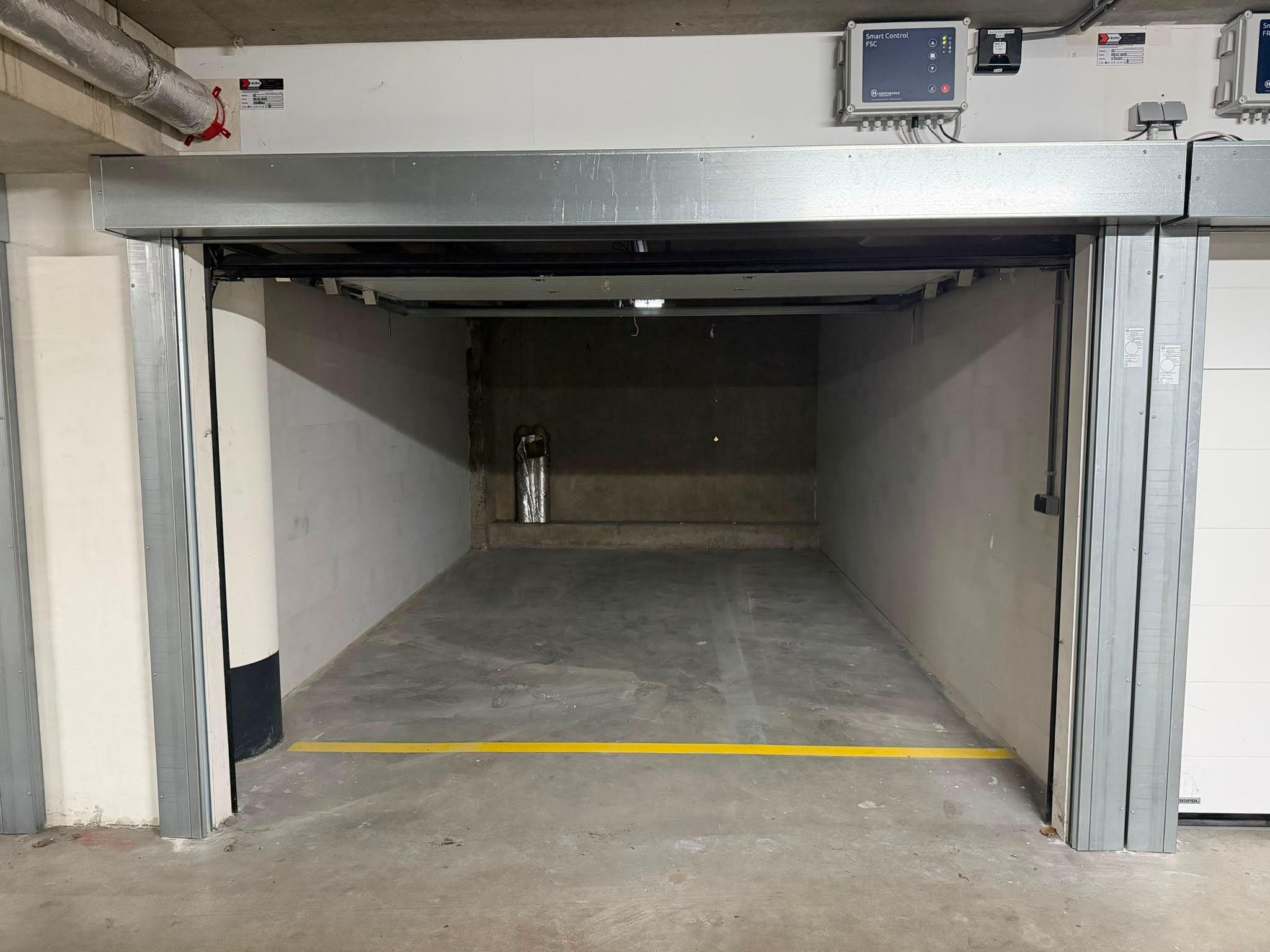 Photo 9 of Garagebox Kwakelkade 14 - A387/388