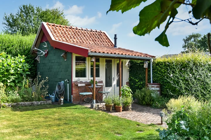 Twee-onder-één-kap te koop: Arnhemsestraatweg 38, Rheden