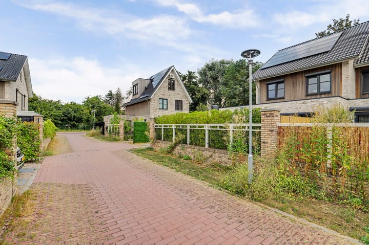 Twee-onder-één-kap te koop: Mariken Jansdochterhof 2, Dordrecht