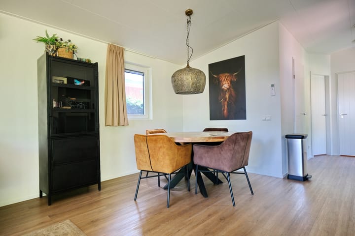 Vrijstaande woning te koop: Roekelseweg 48R10, Wekerom