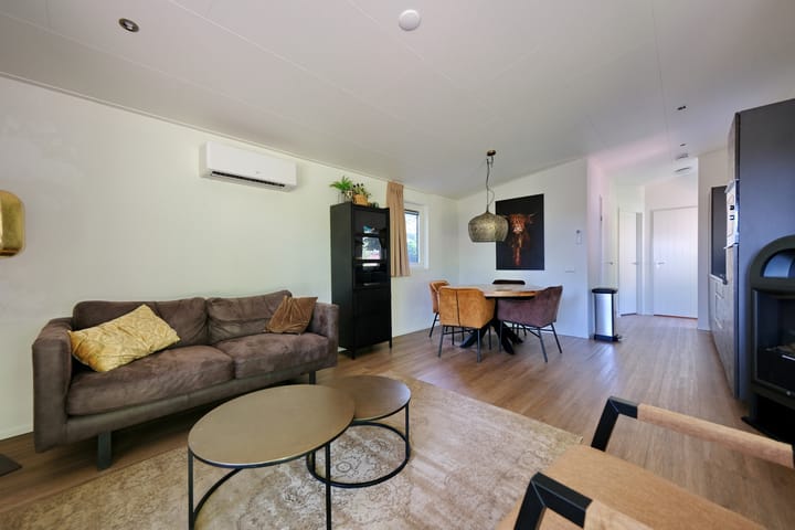 Vrijstaande woning te koop: Roekelseweg 48R10, Wekerom