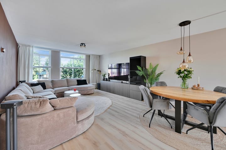 Appartement te koop: Ruimtebaan 102, Zoetermeer
