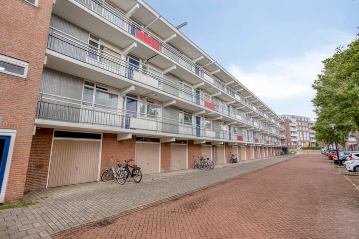 Appartement te koop: Brahmsstraat 49, Zutphen