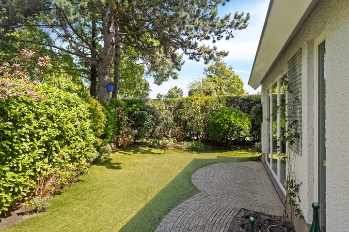 Vrijstaande woning te koop: Julianaweg 22, Zandvoort