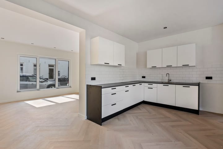 Tussenwoning te koop: Langstraat 18, Venray