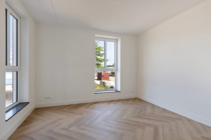 Appartement te koop: Bestevaer 37, Huizen