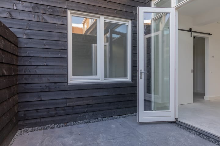 Appartement te huur: Dokter De Liefdestraat 16, Haarlem