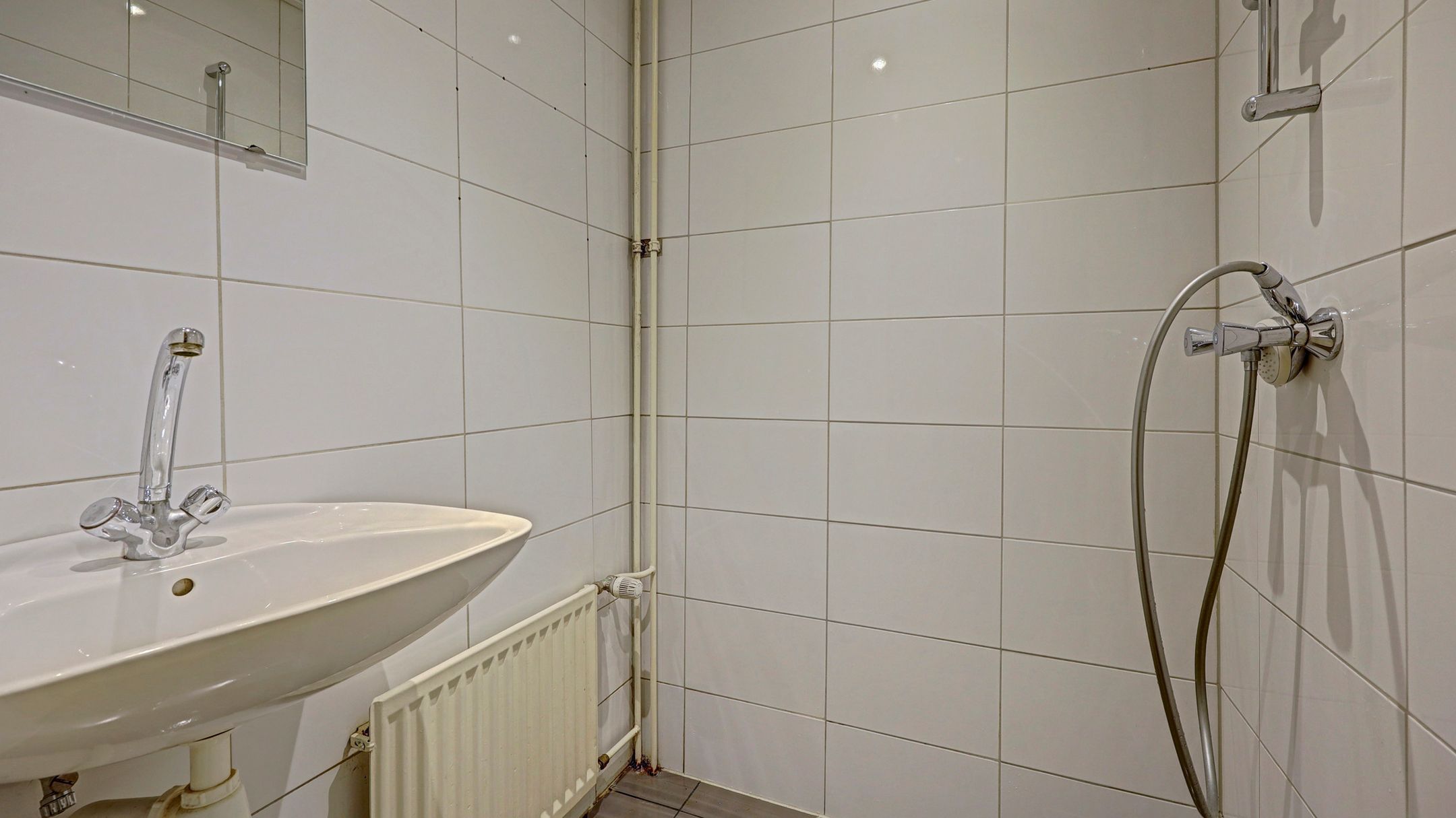 Photo 12 of Bornsestraat 64