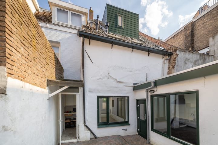 Tussenwoning te koop: Koornmarkt 10, Kampen