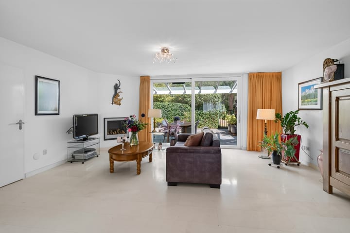 Tussenwoning te koop: Jachterf 14, Vught