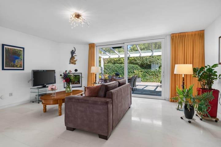 Tussenwoning te koop: Jachterf 14, Vught