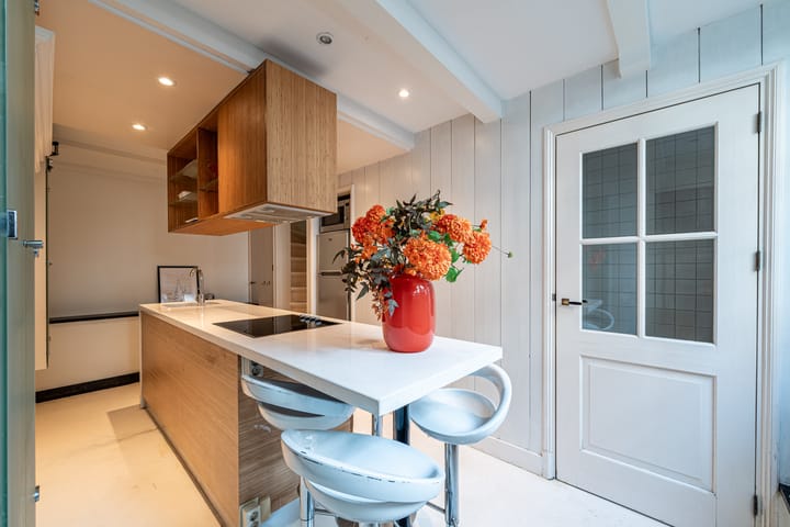 Tussenwoning te koop: Leidsekruisstraat 5, Amsterdam