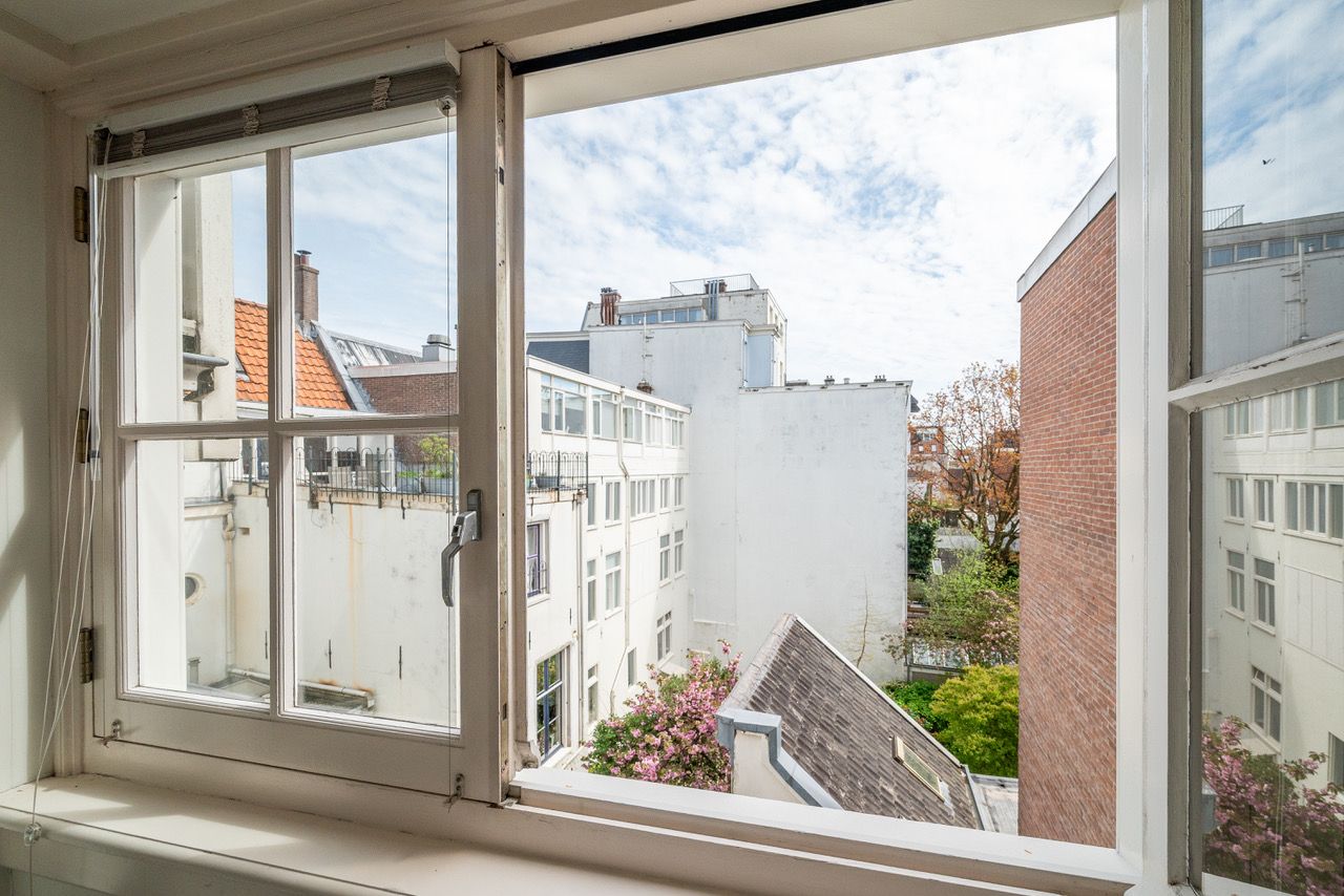 Photo 30 of Leidsekruisstraat 5